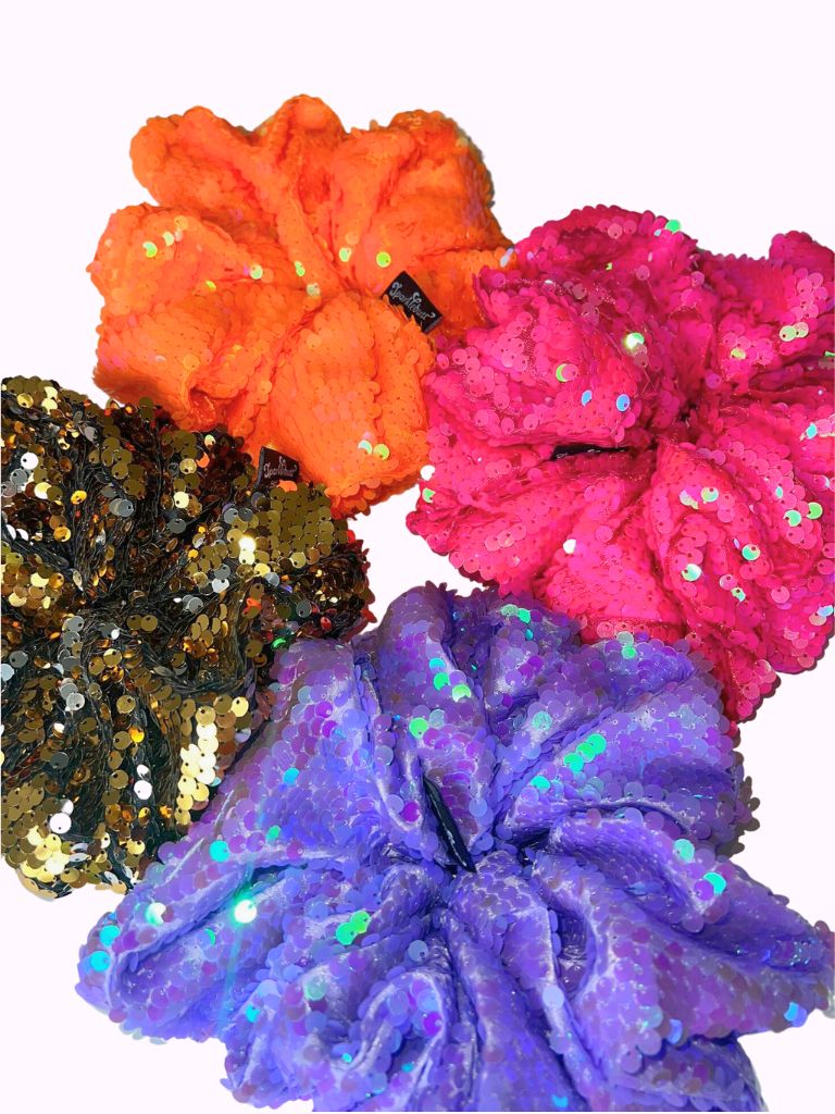 GOLD OVERSIZED SEQUIN SCRUNCHIE SET