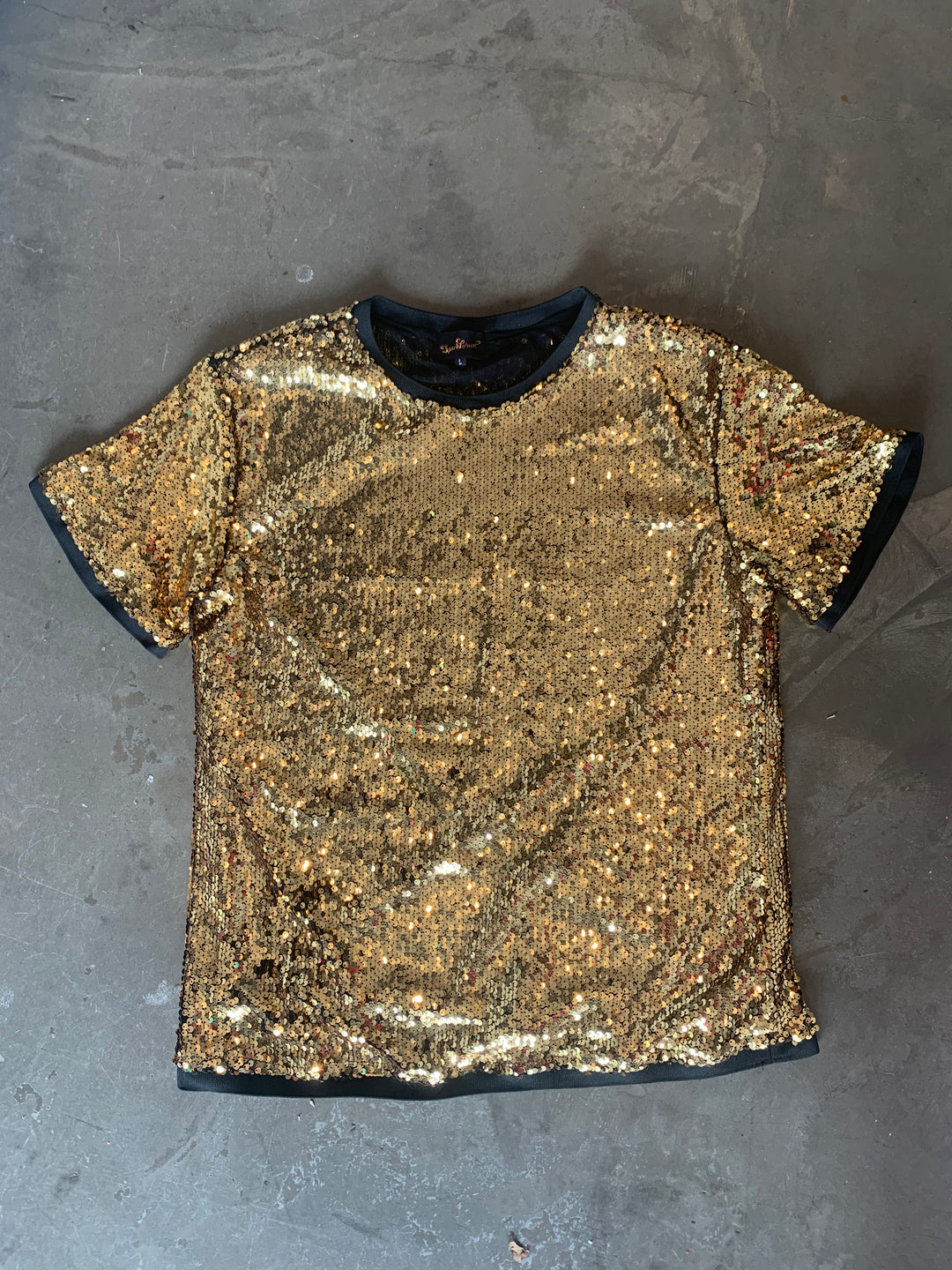 GOLD SEQUIN T-SHIRT